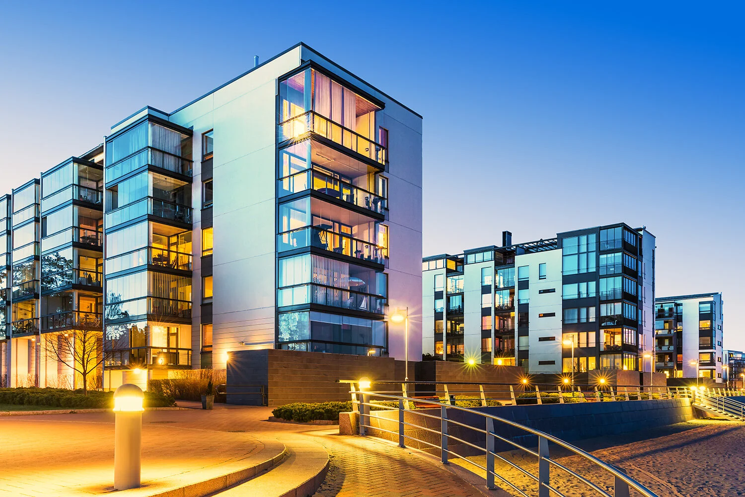 Commercial & High Income Residential
